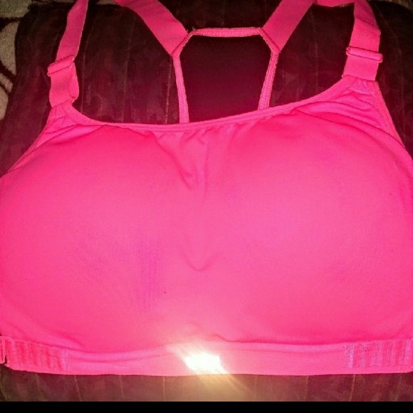 A Hold - Picture 3 of 5